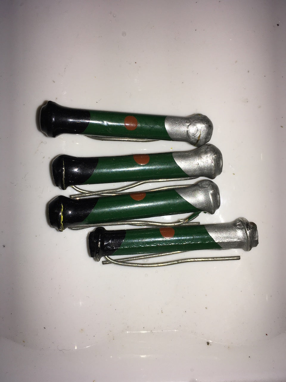 ERIE, DOGBONE, SOLID ROD, CARBON RESISTORS, BODY TIP SPOT TYPE 10A,500R, 1-2W