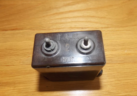 TCC, FLAT TYPE, MICA CONDENSER, 2UF @ 500V, BAKELITE BODY, 1929
