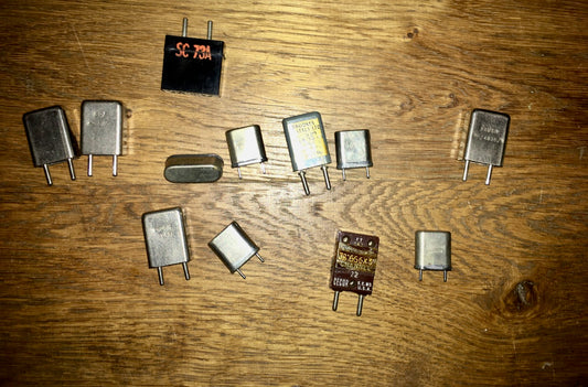 SELECTION OF 12X, ASSORTED CRYSTALS, XTALS, EX MILITARY