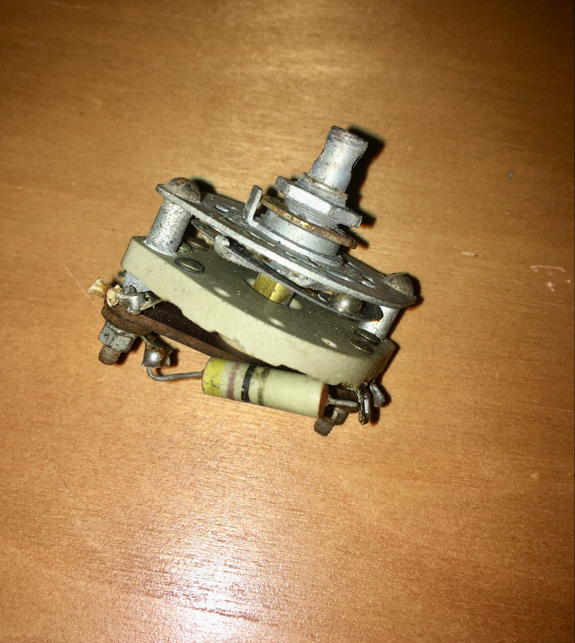 Allen Bradley, AB type H, Ceramic Rotary Switch, Air Ministry 10F/16786, 1 Wafer, 3 Position,