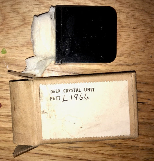L1966, 1966KHz, CRYSTAL, BOXED, DATED 1962, FROM, Admiralty Surface Weapons Establishment, ASWE, Admiralty Research Establishment,ARE,