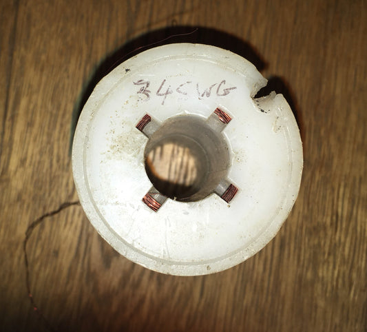 ENAMELLED COPPER WIRE, 34SWG, ON  PLASTIC SPOOL, 190g TOTAL MASS