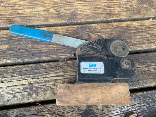 Sykes Pickavant, Bench Mounted Sheet Metal Cutter, Capacity 1.6mm (16SWG), 04200000