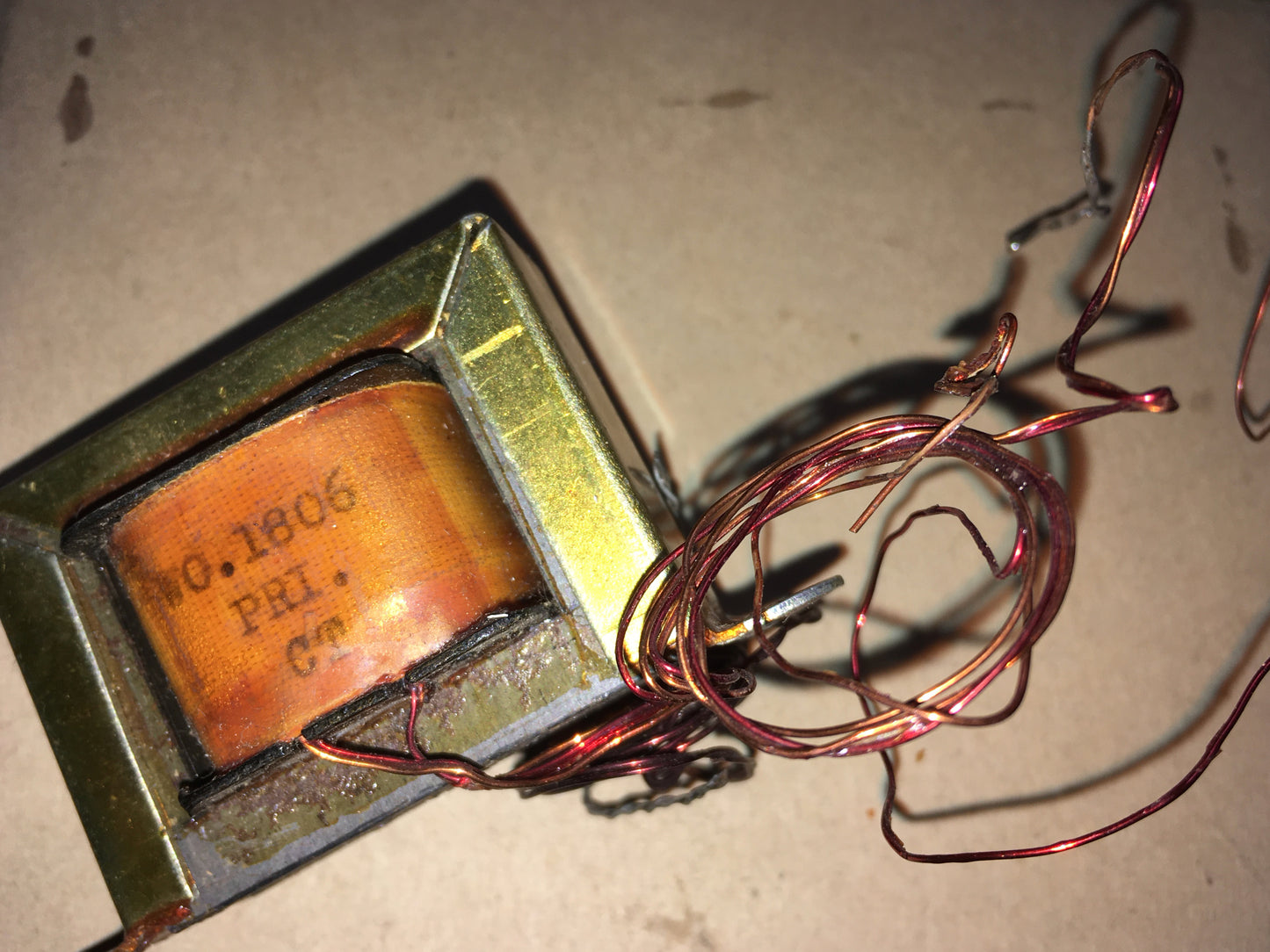 RF GILSON, OUTPUT TRANSFORMER, WO.1806, PRIMARY CT, SECONDARY 1W 3 OHM SPEECH COIL