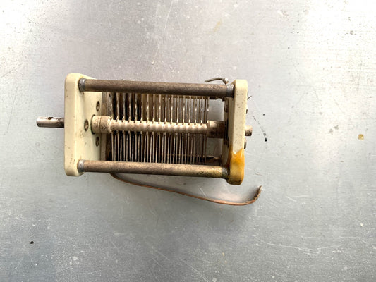 65 + 145pF, Air Dielectric Variable Capacitor, Ceramic, - Large size ~ Jackson Brothers