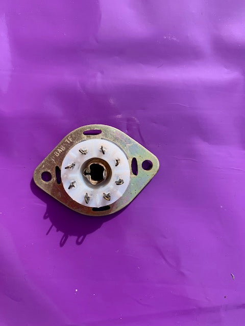 CLIX, EDISWAN, B8G, VALVE BASE, WHITE, PTFE NOS