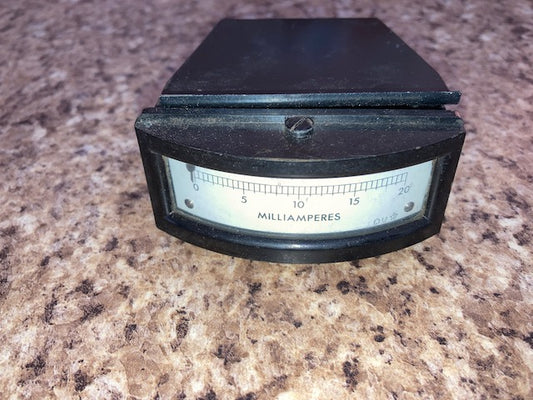 EDGE MOUNT, MILLIAMPARES METER, 0-20mA, EX BBC, ERNEST TURNER, MODEL PV77, APPROX 35 x 80mm