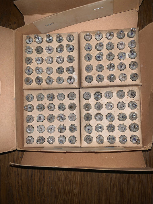 Box of 100x, Vintage NOS, Pifco, Empire Made, 1960s 2.5V 0.3A, Lens End, Teat End, MES, E10,Torch Bulb