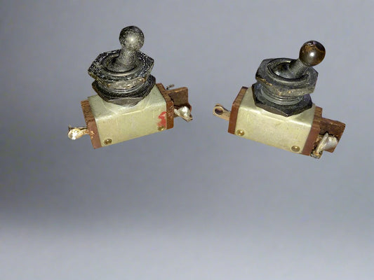 ARROW, DPST, BALL DOLLY, SWITCH , BLACK PARKERISED FINISH, EX EQUIPT