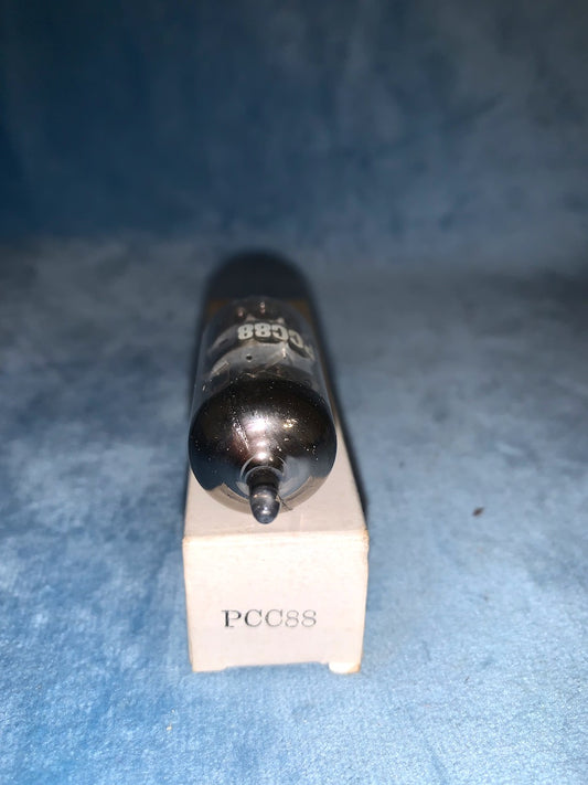 PCC88, MULLARD, 7DJ8, NEW BOXED, PLAIN WHITE PRINT, Dj1 B1G, BLACKBURN 1961 MANUFACTURE,