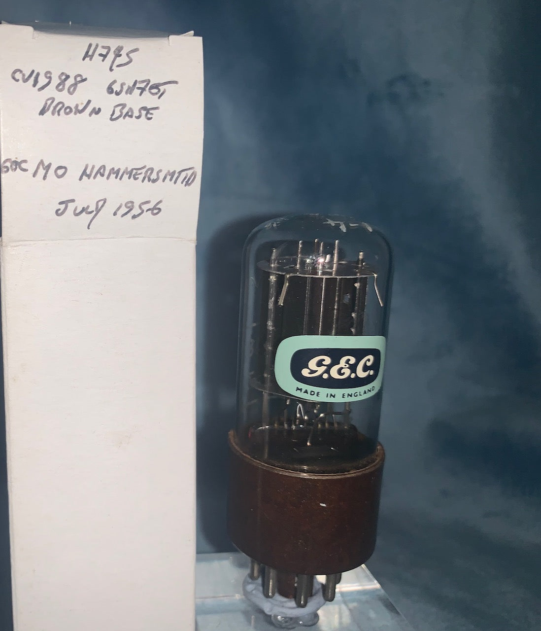 CV1988, GEC, HAMMERSMITH, MIL SPEC 6SN7GT, BROWN MICANOL BASE, WHITE CARTOUCHE, JULY 1956 HAMMERSMITH MANUFACTURE, ECC32, 6SN7
