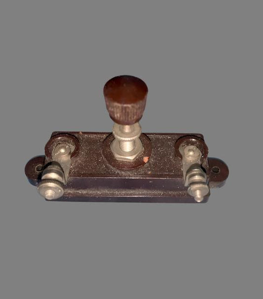 MULLARD, BASEBOARD CAPACITOR, ADJUSTABLE, 0.0001uF, 1000pF, NOS