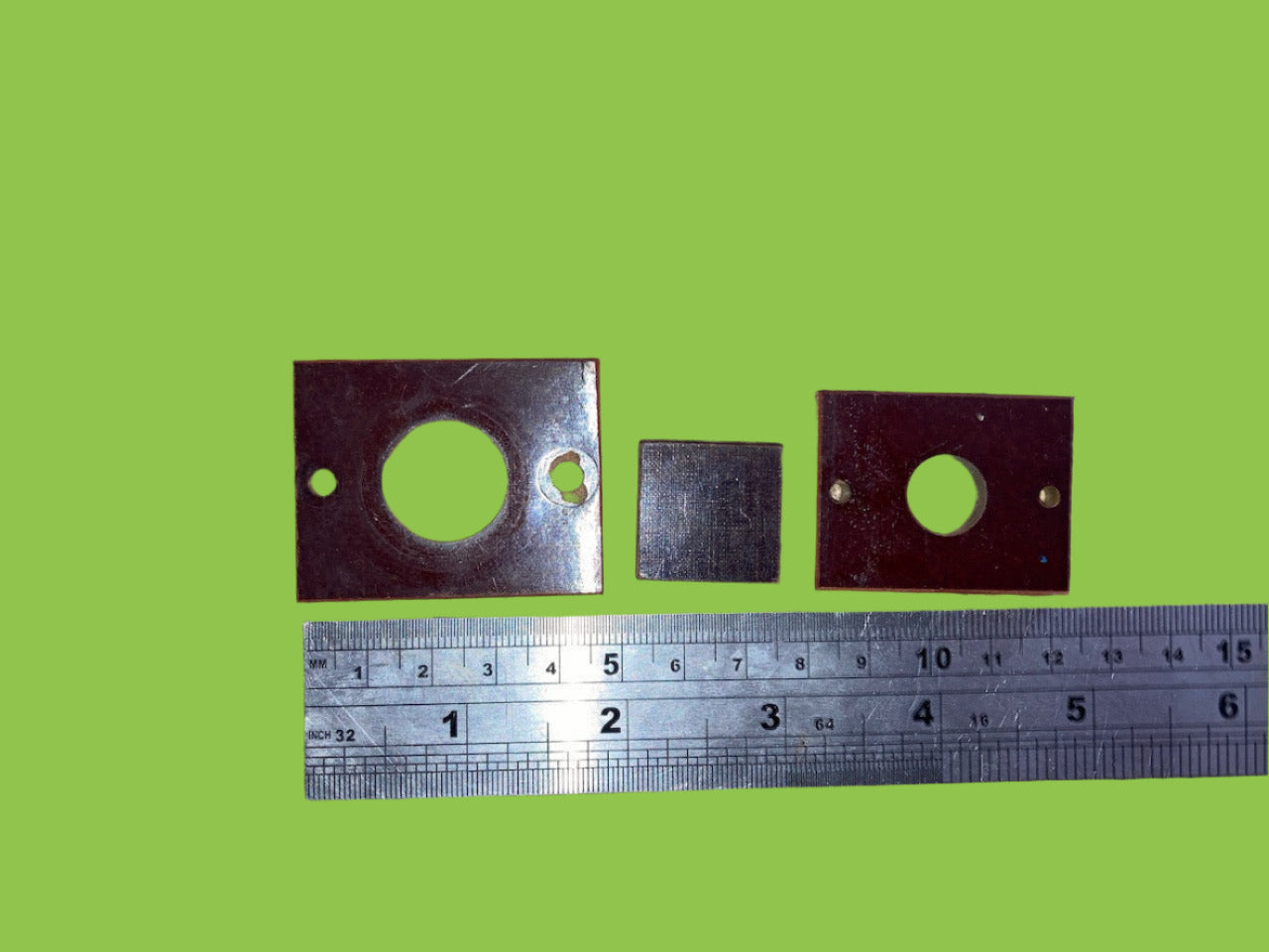 3X SMALL TUFNOL PIECES, FOR TERMINAL MOUNTS, PAXOLIN