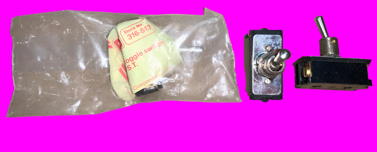 APEM, Toggle Switch, Pear Dolly,Panel Mount, On-On, SPST, Screw Terminal, RS Stock No.: 316-513, Mfr. Part No.: J161