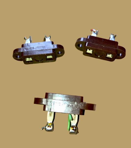 McMurdo, HC-6/U, HC6U CRYSTAL SOCKETS, BROWN MICANOL, EX EQUIPT