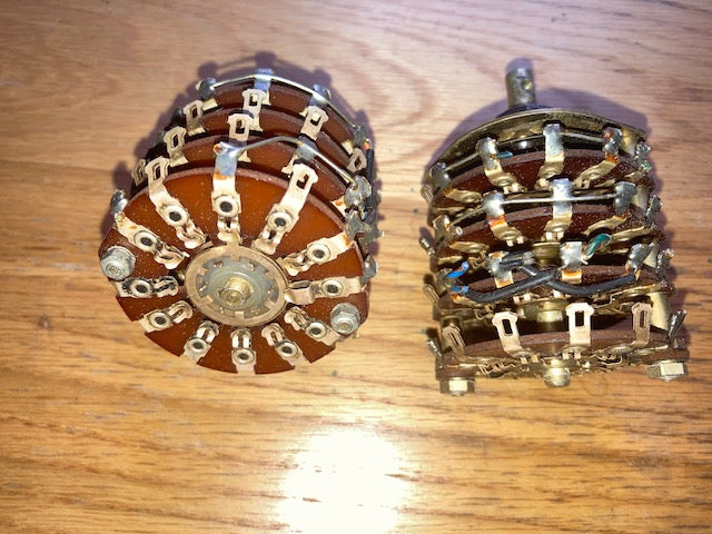 OAK NSF, ABH TYPE, AIR MINISTRY, 10F/18585, ROTARY WAFER  SWITCH, 4 WAFER, 12 CONTAcT DIA 6mm, 11 POSITIONS, WAFER DIA 40mm,