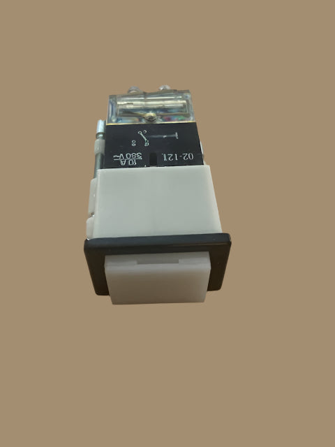 EAO, SWISSTAC, ILLUMINATED PUSH BUTTON, SWITCH, MOMENTARY, 02-121-011, 380V AC 10A, WHITE LENS