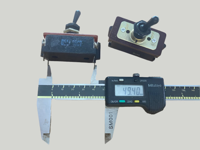 NSF, CH, PEAR DOLLY, PARKERISED FINISH DPST SWITCH, 10A @ 250VAC, NOS, 051-0507