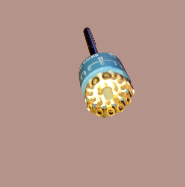 Elma Rotary switch, Type 01 Eyelets, 1 Wafer, 3 position, shaft dia 4mm, shaft length 32mm