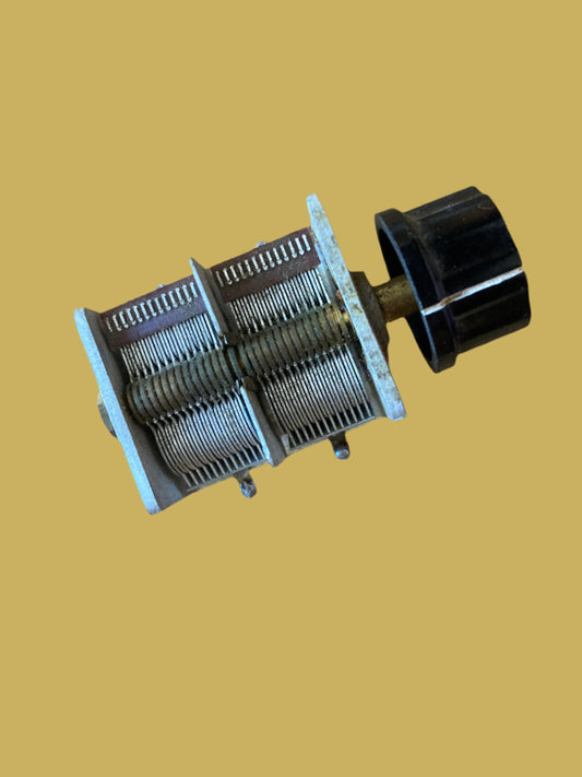 TUNING GANG, VARIABLE CAPACITOR, c/w KNOB, 375 + 375pF