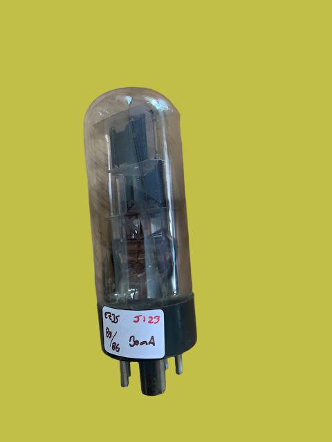 EZ35, MULLARD,  BLACK BASE, WHITE PRINT, 1295 K1, FLEETWOOD SATELLITE 1951 PRODUCTION, 6X5