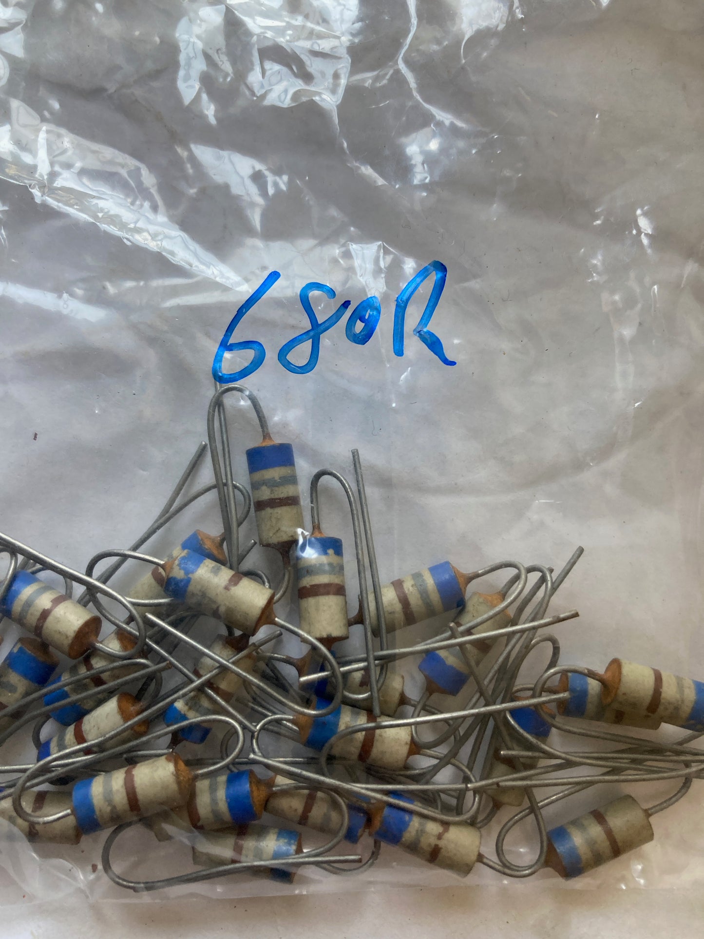 680R, 0.125W, Erie, Type 109, Carbon Resistors, High Stability,