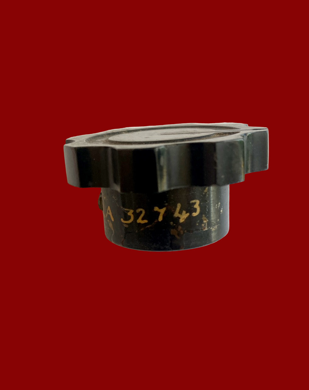 Eddystone, 1.75" Dia, fluted knob, 8 Lobe, Army, ZA32743