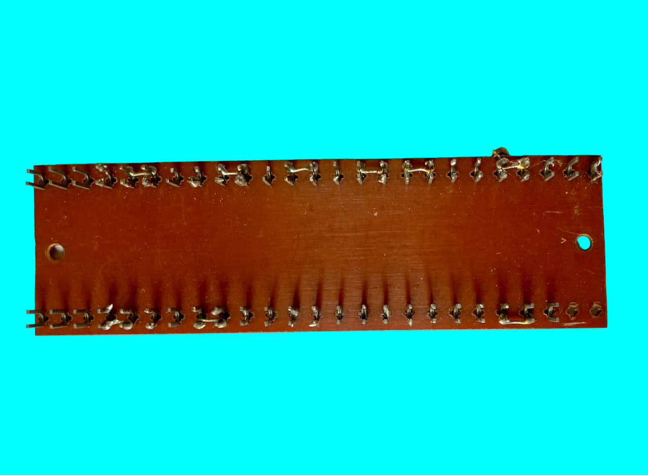 RS, VINTAGE TAG STRIP, 155 X 55mm, 25 WAY, EX EQUIPT