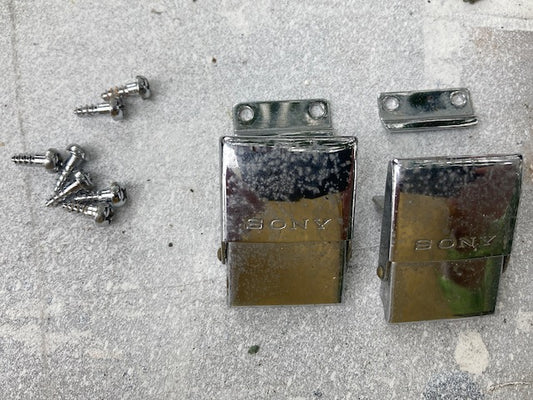 2X CHENEY STYLE CATCHES, SONY ENGRAVED, C/W SCREWS