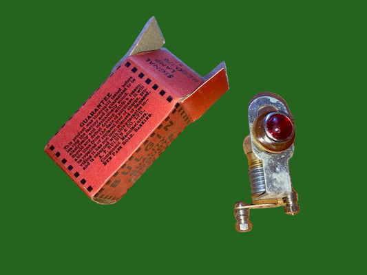 BULGIN PANEL LAMP AND ESCUTCHEON, RED, D170, AS USED ON NATIONAL HRO & OTHER WW2 APPARATUS, NOS BOXED