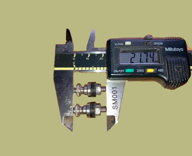 SET OF 2X, DAVIS & TIMMINS, BINDING POSTS, 4BA, OVERALL HEIGHT 21mm