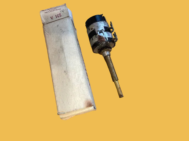 RADIOSPARES, RS, 100K LIN + 500K LOG, GANGED DUAL, SWITCHED VOLUME CONTROL, POTENTIOMETER, V105, KB HV30, NOS,