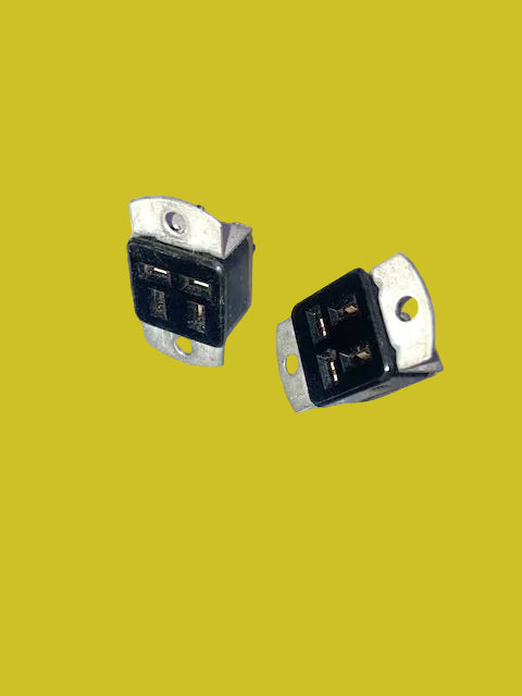 IATURE, JONES SOCKET, CHASSIS MOUNT, 4 STAGGERED PIN, FEMALE, FOR, PYE COMMS,