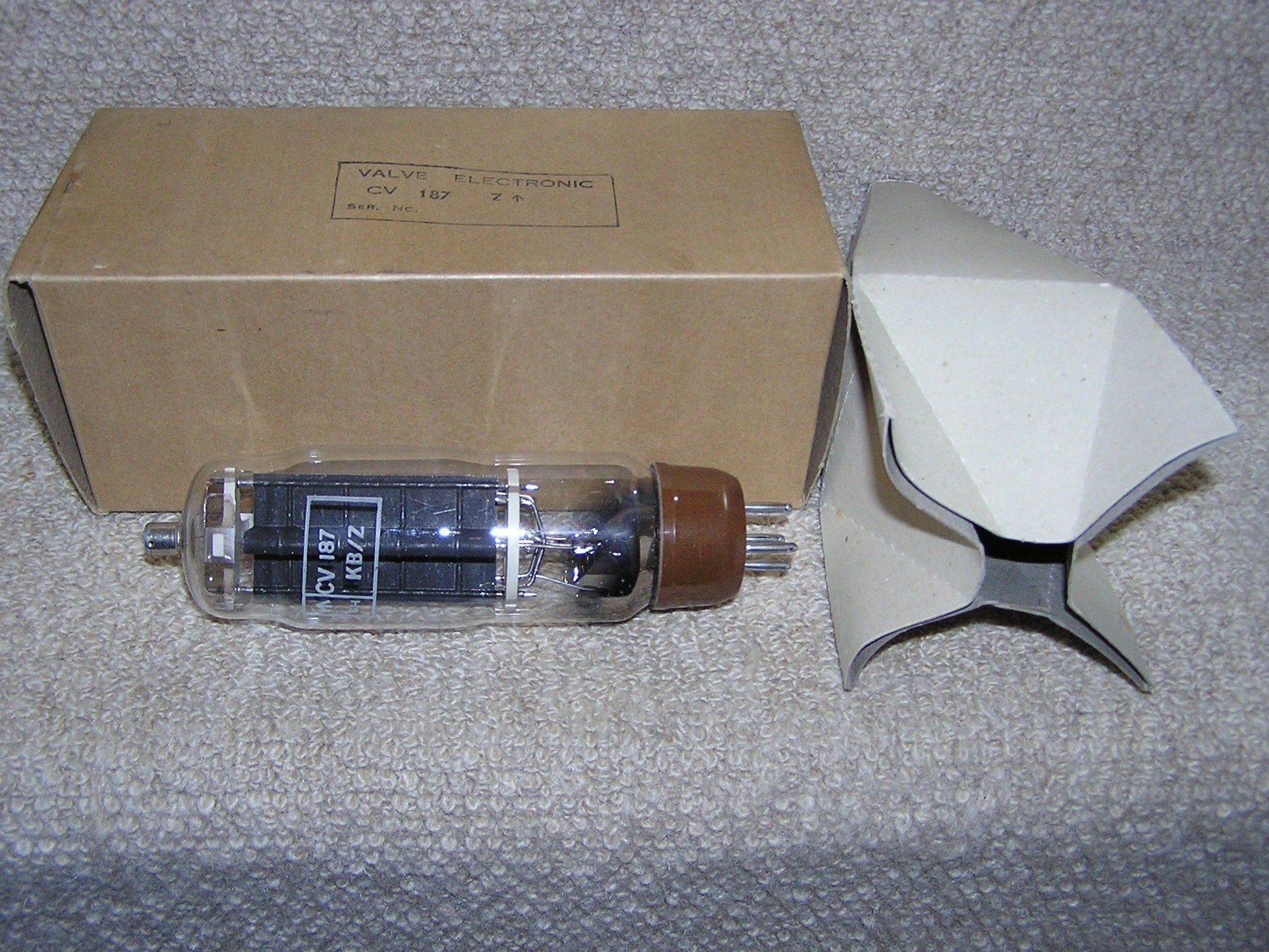 U19 HEAVY DUTY HW RECTIFIER CV187 CV1508 U23 V1913 10E/520 BY OSRAM NEW BOXED - MULLARD MAGIC - 1