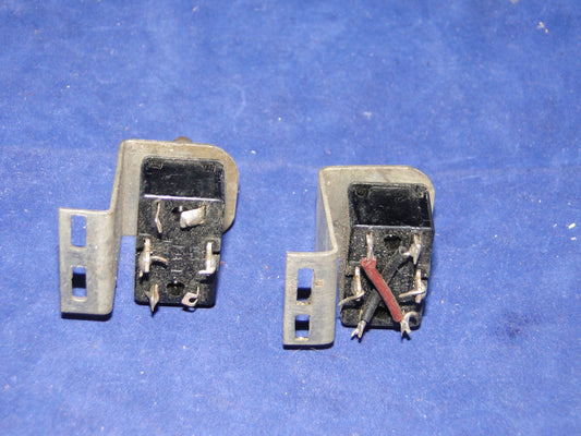 OAK NSF , DPST,  SWITCH, c/w MOUNTING BRACKET