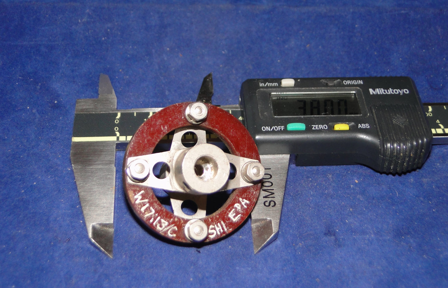 AIR MINISTRY, FLEXIBLE SHAFT COUPLER, 38mm DIA