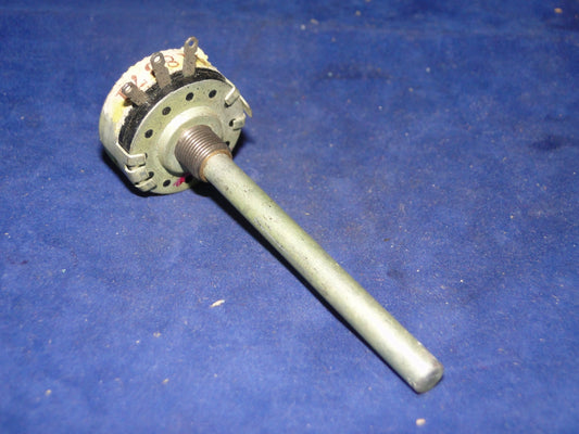 25K LOG,, POTENTIOMETER, NOS