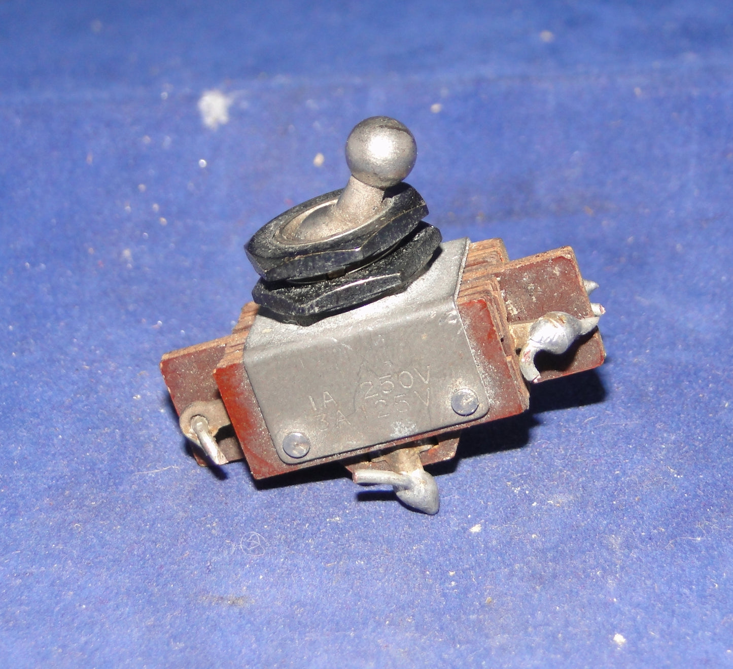 DPST, Arrow Hart, Ball Dolly, Switch, Black fittings, 1 amp @ 250v / 3 amp @ 125v