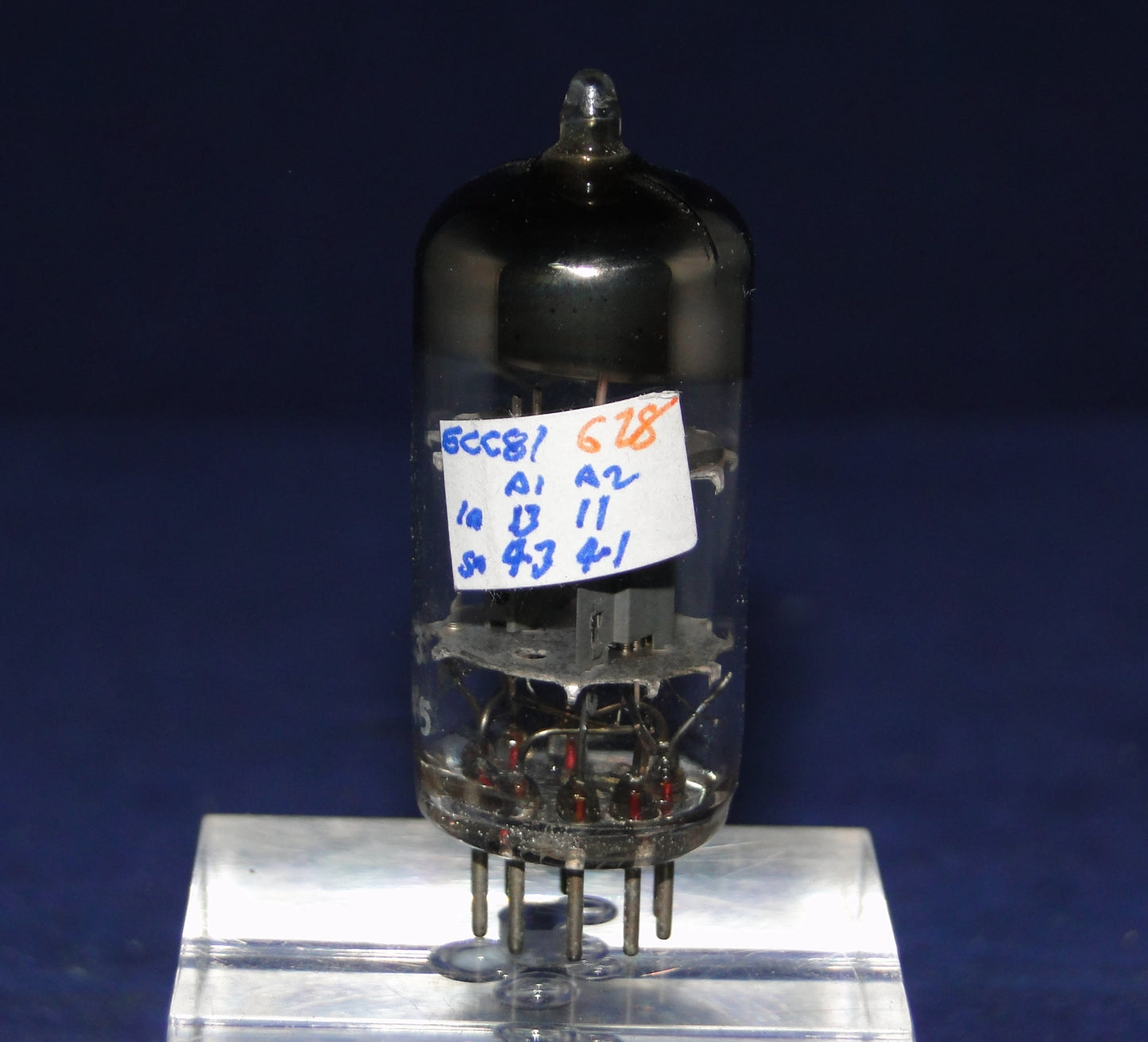 ECC81, MULLARD, OLD SHIELD, WHITE PRINT, FACTORY CODE, Tk3 B1J5, BLACKBURN 1961 MANUFACTURE