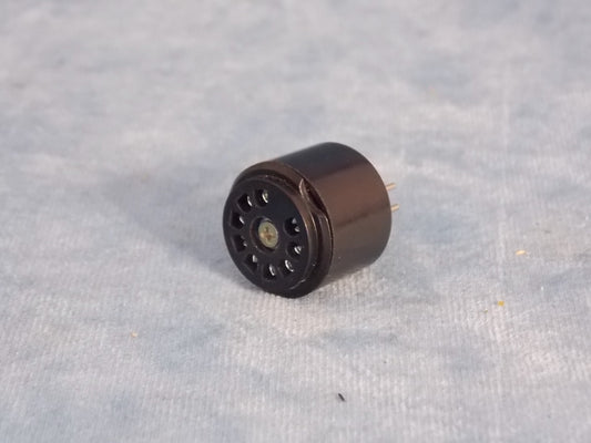 B9A, SOCKET SAVER, VCM, B9A SOCKET TO B9A PLUG, NOS