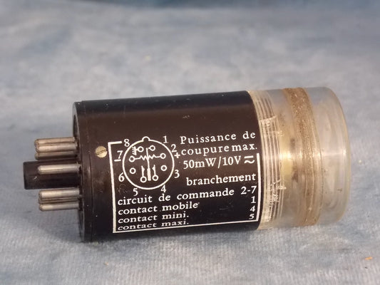 BRION LEROUX, SENSITACT, 50mW/10V, OCTAL RELAY, WITH ROTARY METER ON TOP,
