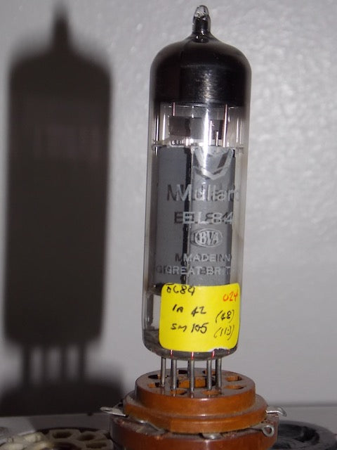 EL84, MULLARD, NEW SHIELD, KM1 B5G1,  BLACKBURN JULY 1975 PRODUCTION