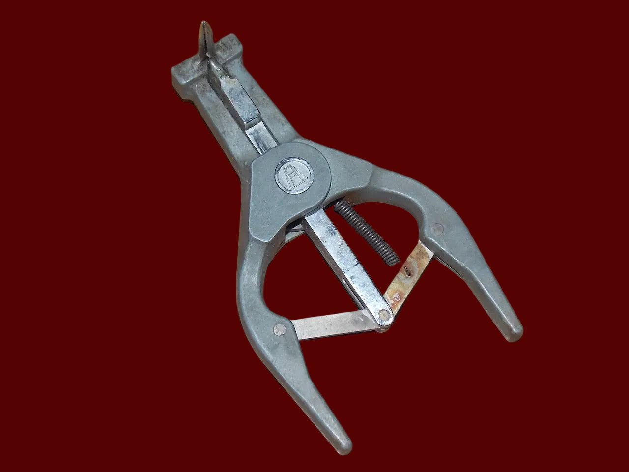 HELLERMAN, WIRING SLEEVE TOOL, TRI JAW, SLEEVING TOOL, HELLERMAN PLIERS