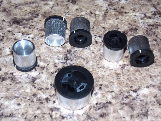 SET OF 6x, ALUMINIUM KNURLED EDGE, KNOBS,, 6mm SPLINE, IN BLACK PLASTIC INSERT, x 20mm DIA, 20mm HIGH + 1x 30mm DIA, 20mm HIGH