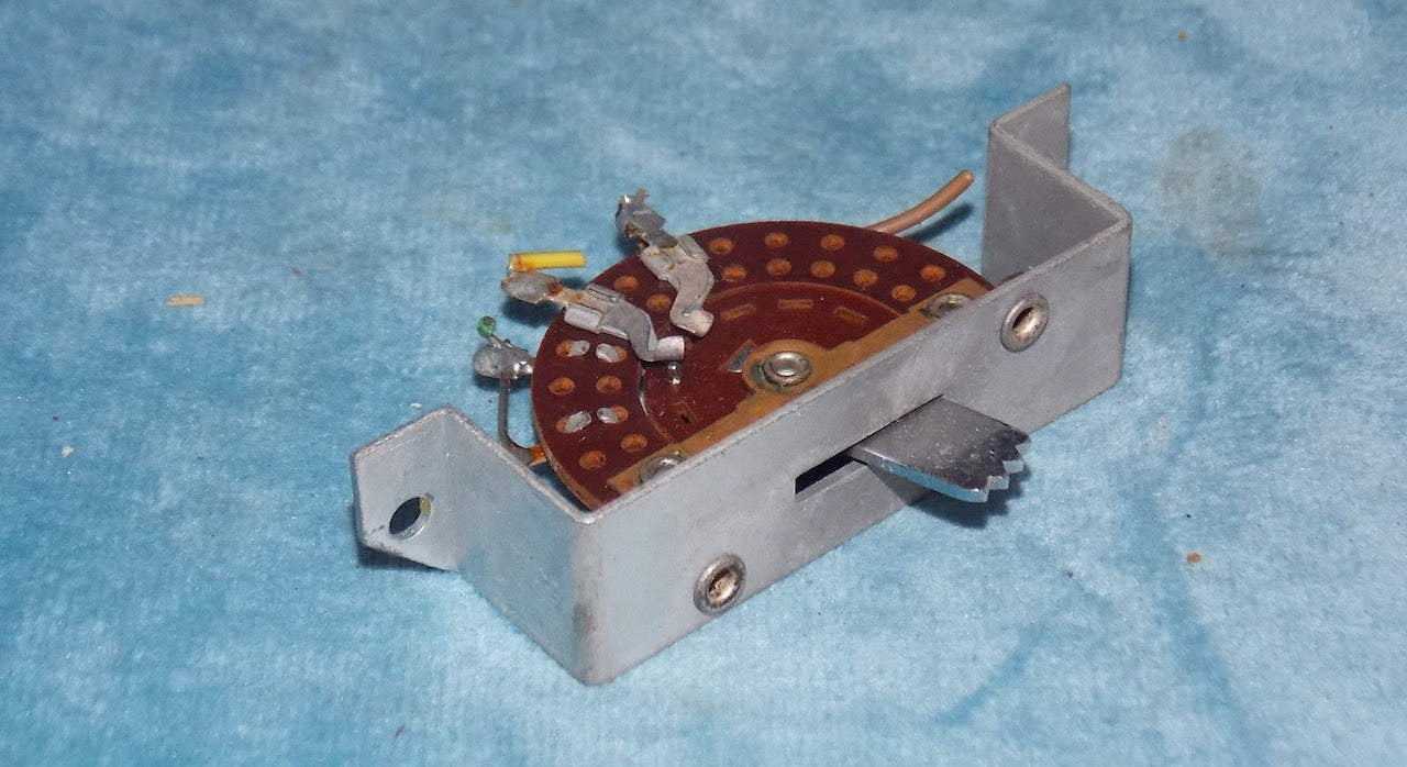 SPST, slide switch, panel mount, ex equipt