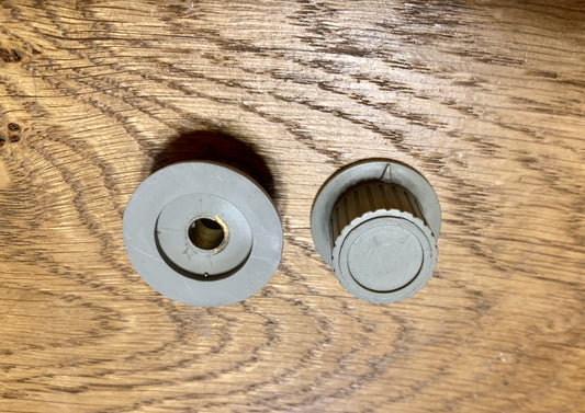 GREY SKIRTED KNOB, KW ELECTRONICS, 28mm SKIRT DIA, 20mm KNOB DIA, 6mm SHAFT