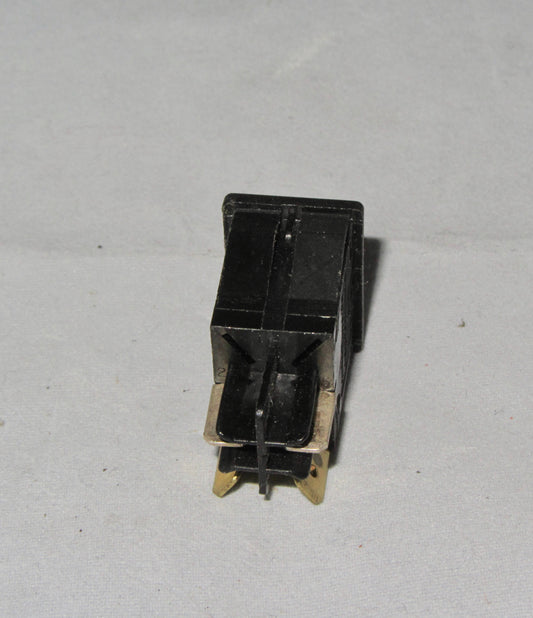 Carlingswitch, Double Pole Single Throw, DPST, Latching Rocker Switch, Panel Mount, 621-5919