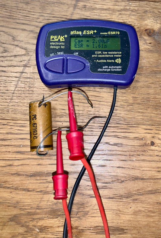 AXIAL ELECTROLYTIC CAPACITOR, AMERICAN MILITARY, 2uF @ 400V, REFORMED OK, 1.6R ESR