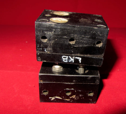 AIR MINISTRY, 2 PART, DOUBLE POLE, CONNECTOR BLOCK