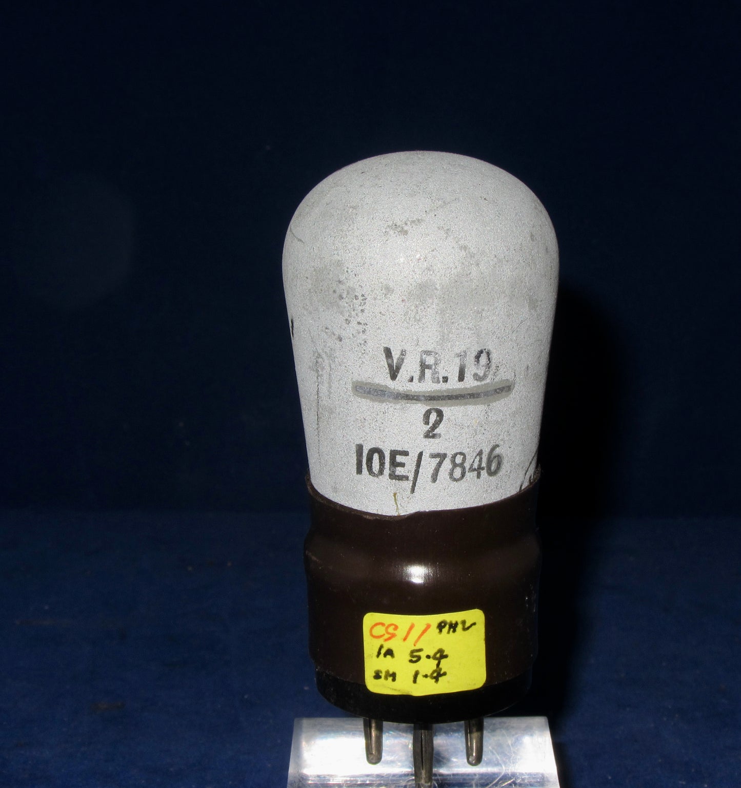 VR19, MILITARY, PM2, CV1019, NR28 10E/7846,